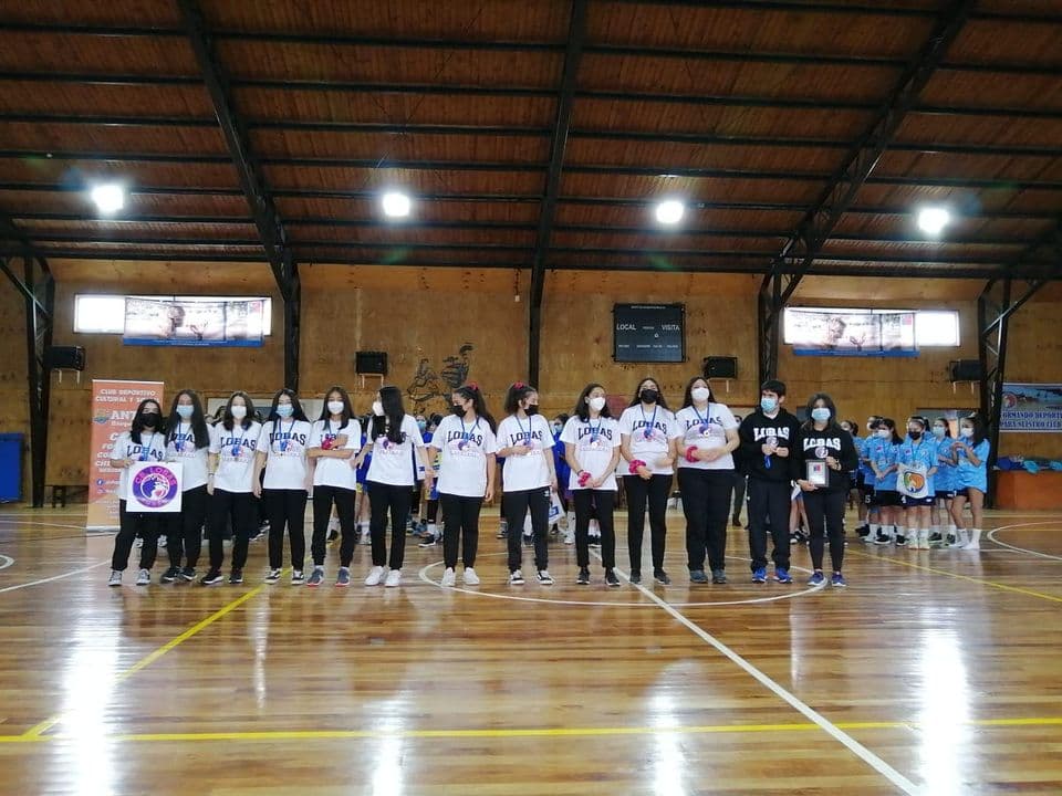 CLUB “LOBAS UT15” DE PURÉN  SEGUNDO LUGAR EN CAMP. DE  BÁSQUETBOL EN LOS LAGOS