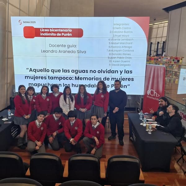 LICEO  BICENTNARIO  DE PURÉN.  1er LUGAR NAC. EN TORNEO DE HUMANIDADES DE UNIVERSIDAD DE CHILE