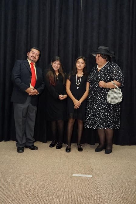 ÉXITO DE PRESENTACIÓN DE OBRA DE TEATRO «LA PUERTA SE ABRE AL FINAL DE LA ALMAGRO»