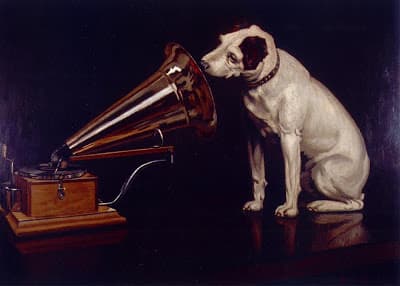 LA VICTROLA