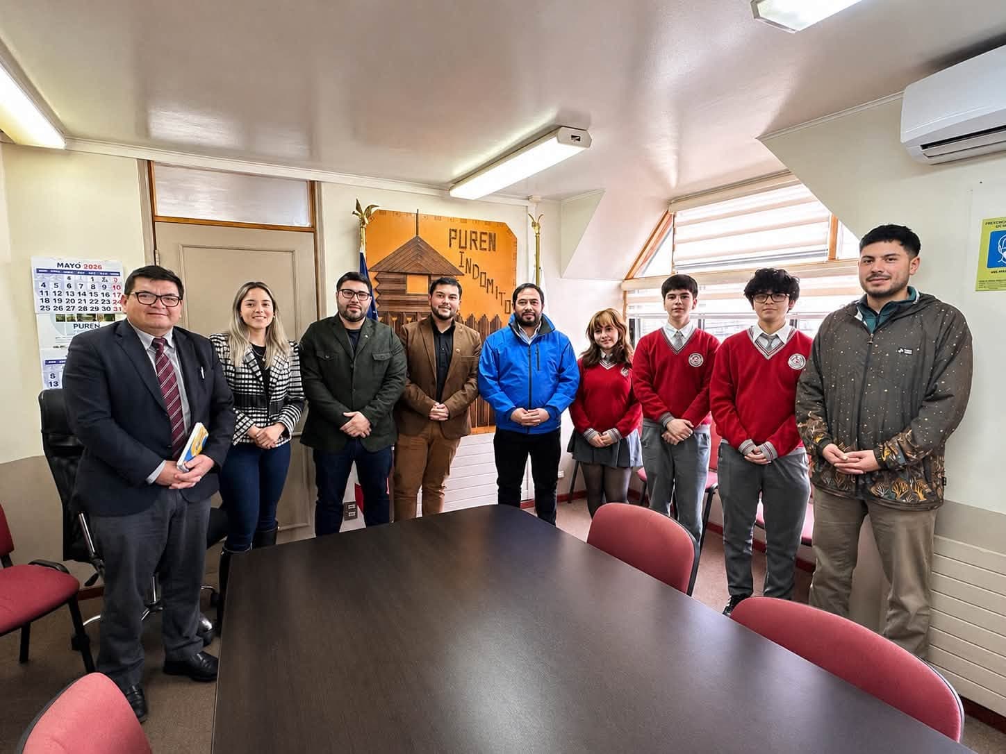 CENTRO DE ESTUDIANTES DEL LICEO BICENTENARIO INDÓMITO DE PURÉN, SE RENIÓ CON ALCALDE DE PURÉN.